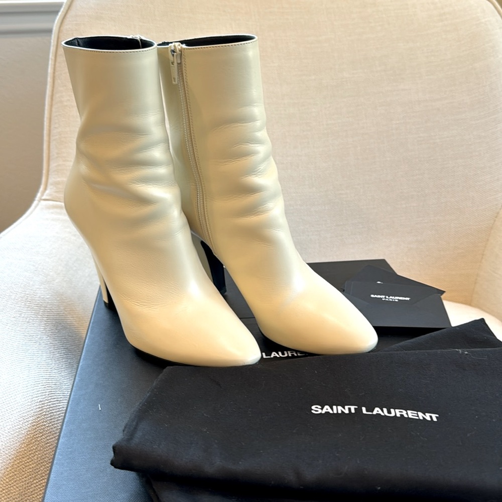 Saint Laurent leather ankle boot size 37.5